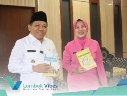 Perkuat gerakan literasi, Ny.Heny Fitriani serahkan buku karya sendiri ke Pemda Lombok Utara