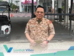 Senyum sumringah Bupati Lombok Utara yang antusias ikut retreat di IPDN Jatinangor