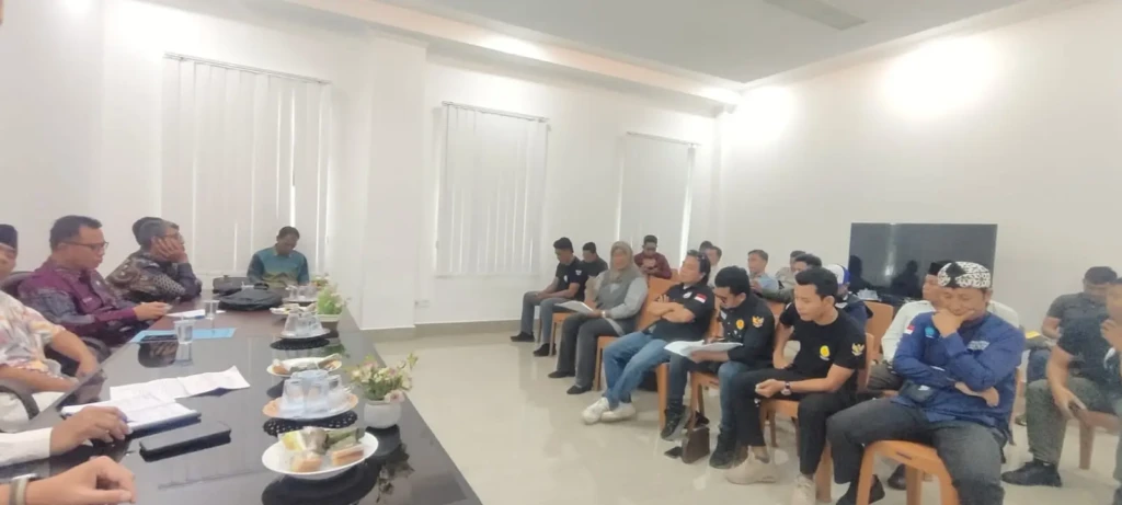 ab69dc5e-e27e-44e6-9e1c-6d5f7823135f