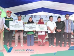 Bank NTB Syariah dan BAZNAS Lombok Barat berikan rumah layak huni dan gerobak produktif untuk warga