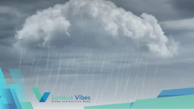 BMKG peringatkan NTB siaga cuaca ekstrem selama sepekan: Hujan lebat, petir, angin kencang hingga gelombang tinggi mengintai 