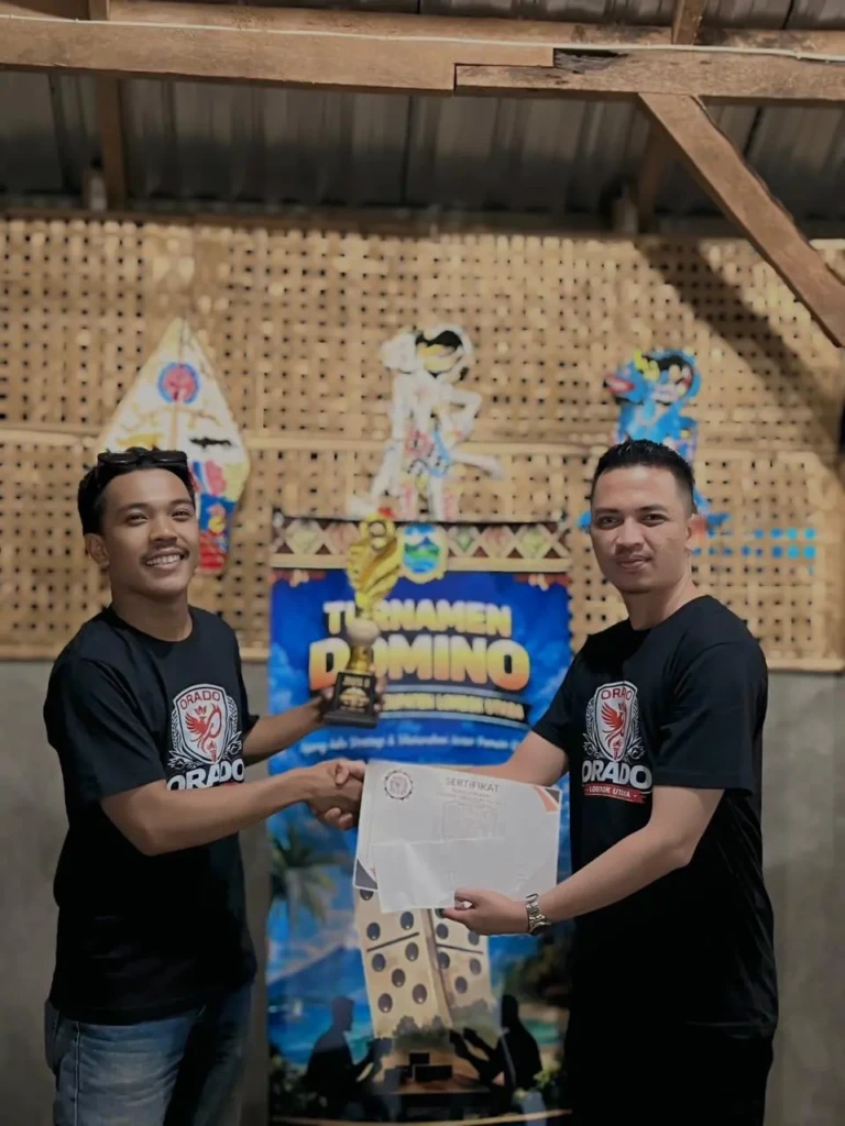 27e9ba61-6fcf-4815-983d-ddd1c1f1b30e