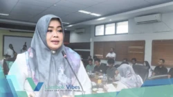 Aspirasi mahasiswa menggema di Kantor Gubernur, Pemprov NTB janji tangani jalan rusak hingga blank spot