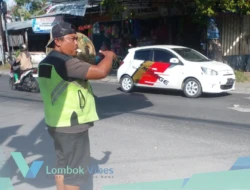 Kisah haru Lalu Ratmaji, pengatur lalu lintas sukarela di Simpang Rembiga