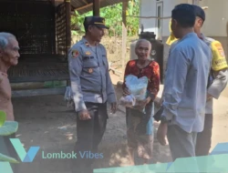 Lewat program SADEBE, Polsek Bayan dan Pemdes Akar-Akar bantu lansia hingga siswa kurang mampu