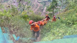 Pendaki remaja meninggal jatuh ke jurang di Jalur Torean Rinjani, Tim SAR Gabungan lakukan evakuasi dramatis