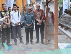Dukung Program Desa Berdaya NTB, Bank NTB Syariah salurkan bantuan ayam petelur di Lombok Timur