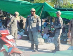 Pasar Tumpah Tampes picu kemacetan, Satpol PP KLU turun tertibkan pedagang