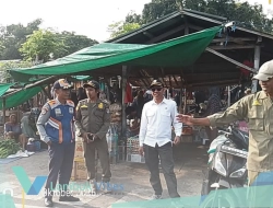 Satpol PP KLU kembali tertibkan Pasar Tampes, pedagang diimbau tak berjualan di bahu jalan